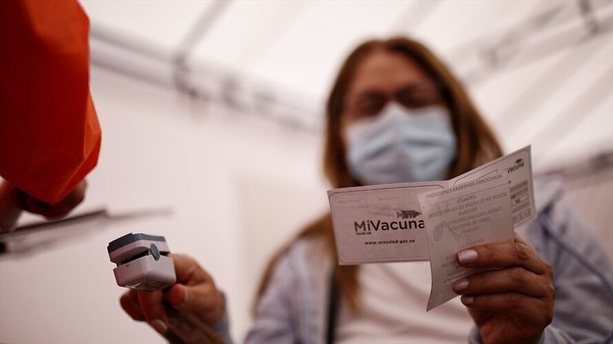 Se iniciará la aplicación de terceras dosis de la vacuna contra el COVID-19 para aproximadamente 100.000 inmunodeprimidos. Foto: Getty Images