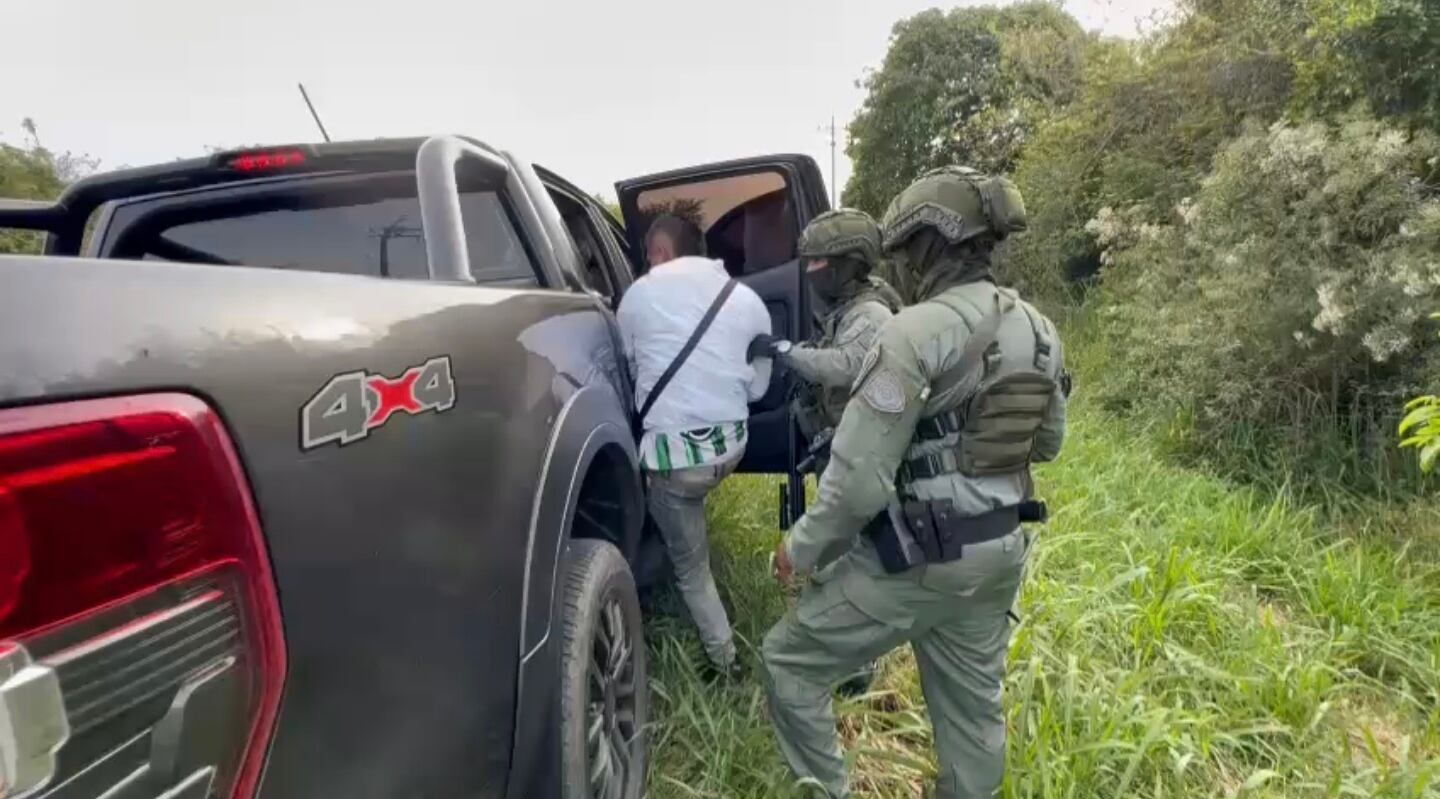 La captura, lograda a través de una operación interinstitucional de diferentes especialidades de la Policía Cauca, representa un golpe que debilita el accionar criminal de la estructura Dagoberto Ramos. Crédito: Policía Nacional.
