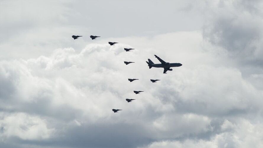 Los informes de la Fuerza Aérea buscan reflejar la evolución histórica de la Institución, así como el rol del Asesor Jurídico Operacional. Foto: Getty Images / SEBASTIÁN BARROS