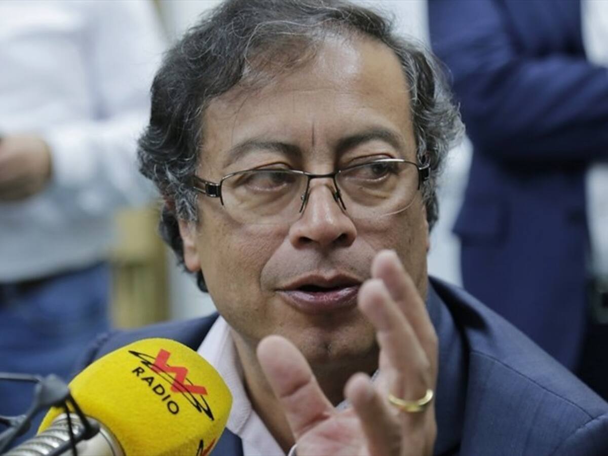 Gustavo Petro habla sobre su libro 'Una vida, muchas vidas'