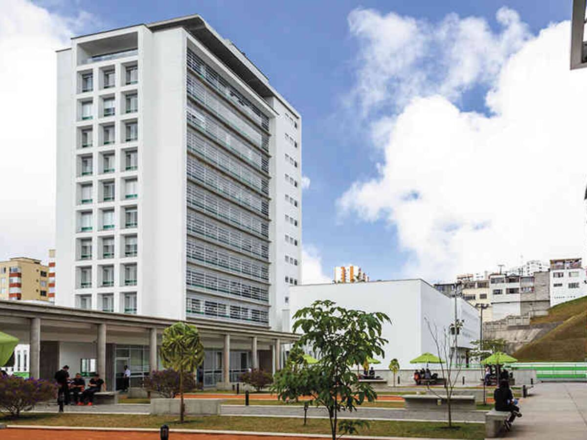 Sector público no tiene capacidad para garantizar educación gratuita: Rectores