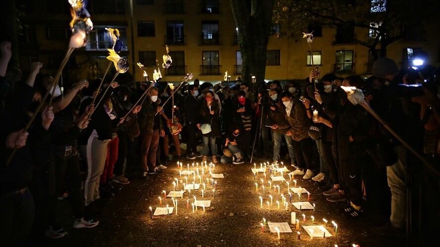 La Fiscalía y la Defensoría tienen dispuestos canales de atención que funcionan las 24 horas para recibir los reportes.. Foto: Colprensa-Sergio Acero
