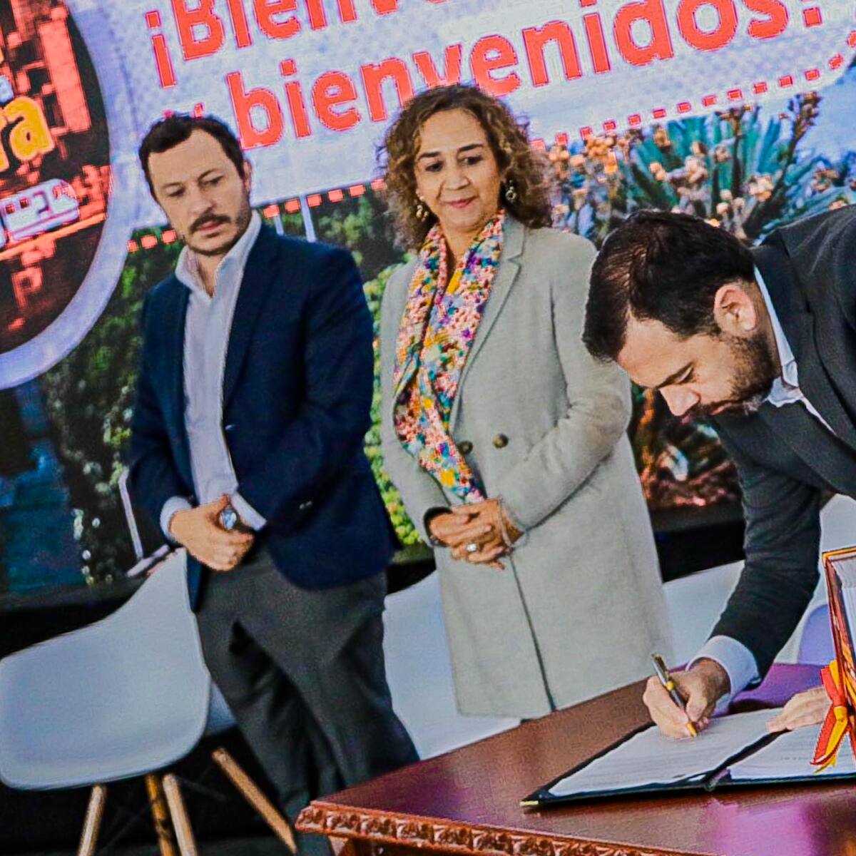 Carlos Fernando Galán sanciona Plan Distrital de Desarrollo de Bogotá
