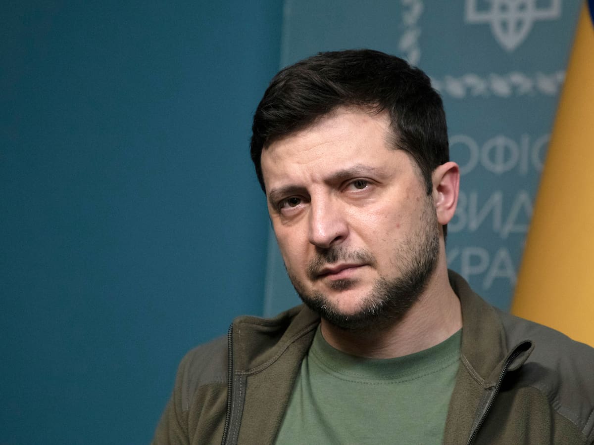 El presidente de Ucrania denunció la acumulación de tropas rusas para atacar el Donbás