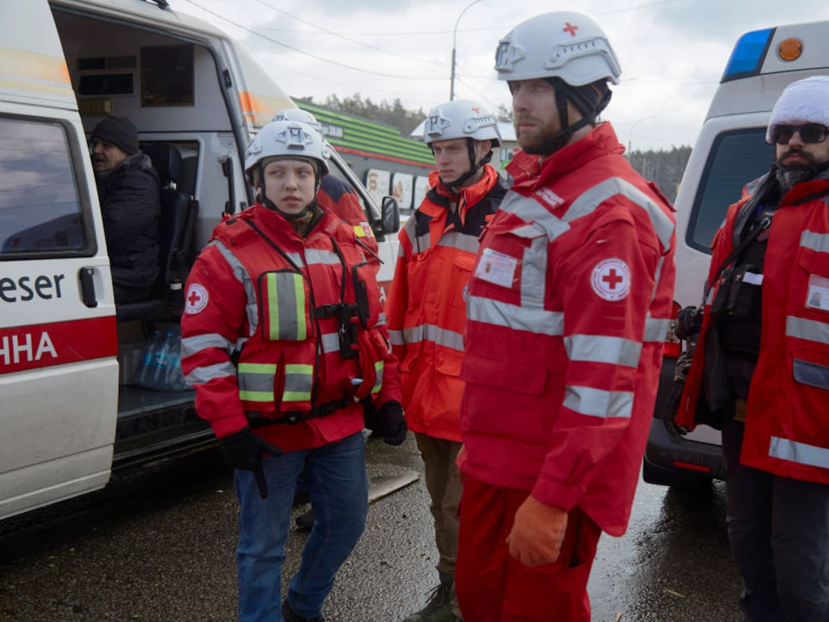 Rusia bombardeó un edificio de la Cruz Roja en Mariúpol, Ucrania