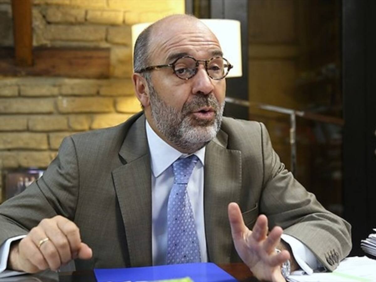 Exministro de Vivienda deberá retractarse de acusaciones contra Aquarela