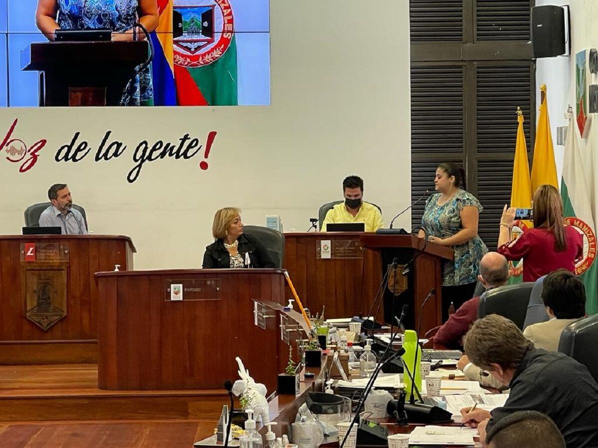 Niño murió en Manizales, por posible caso de bullying. Crédito: W Radio.