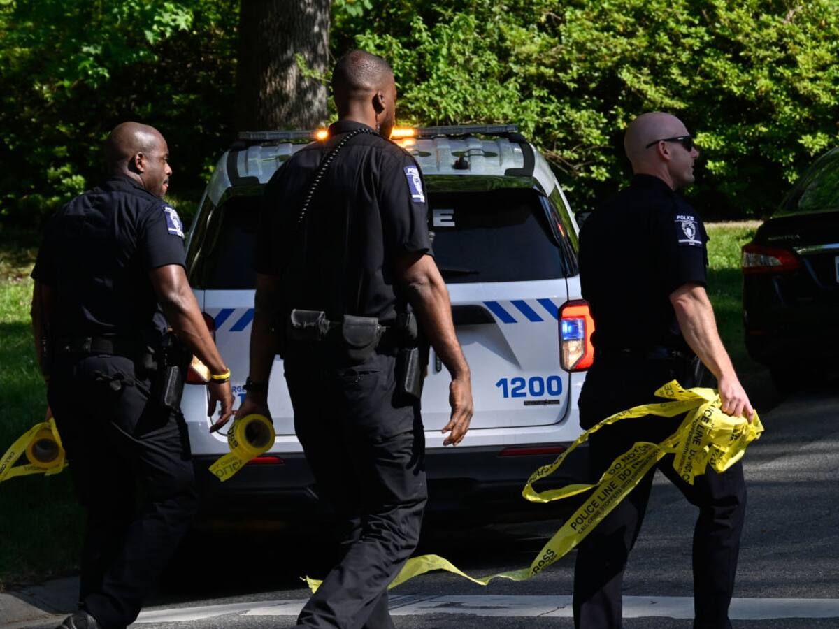 Cuatro policías y un fugitivo murieron en un operativo en Carolina del Norte, EE.UU.