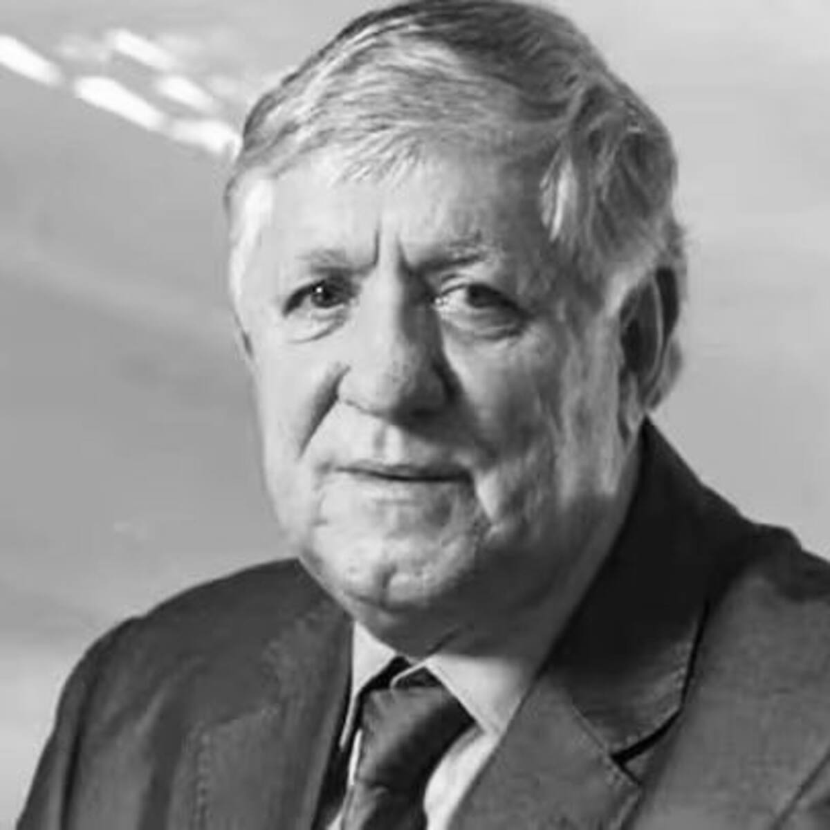 Murió el empresario William Vélez