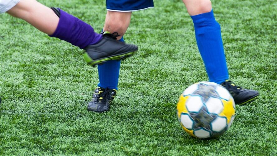 Imagen de referencia de un juego de fútbol. Foto: Getty Images / Martin Wahlborg