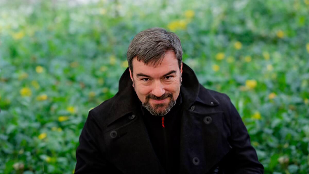 “Estar tan conectado no significa estar vinculado”: Roberto Palacio sobre su nuevo libro