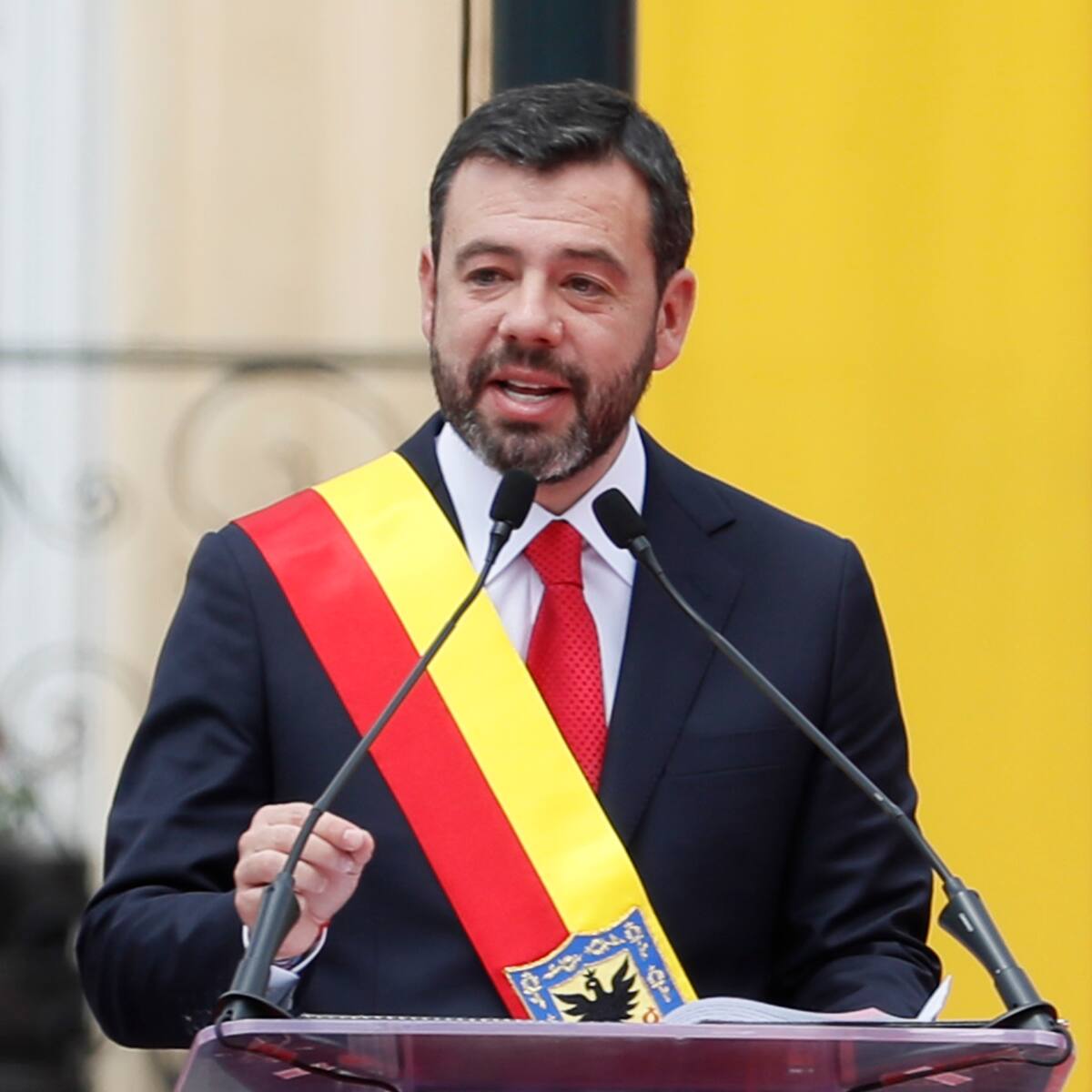 Alcalde de Bogotá anuncia aumento del pie de fuerza policial para mejorar la seguridad