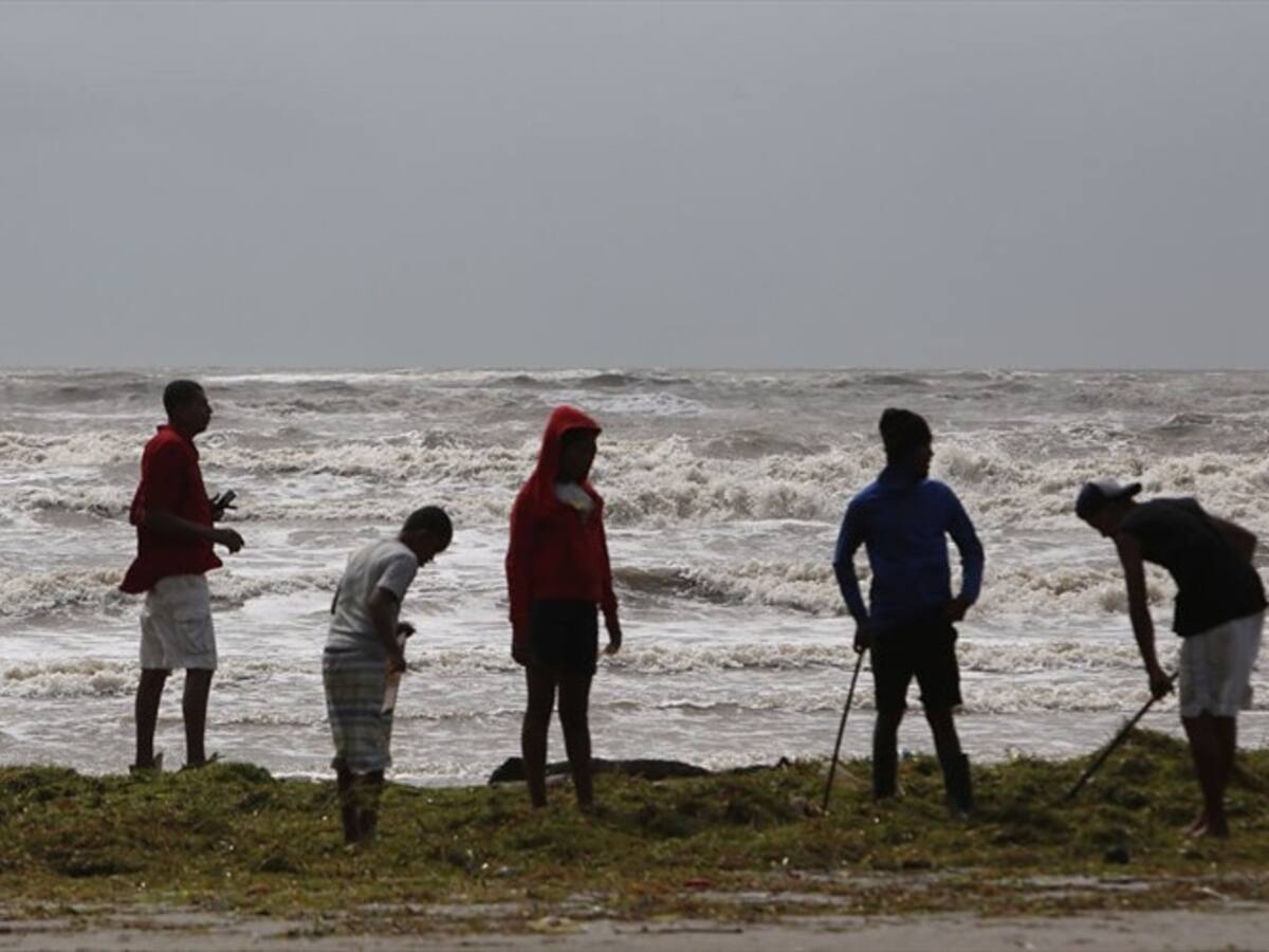 Duque pide a director de UNGRD viajar a San Andrés para atender emergencia por huracán ETA