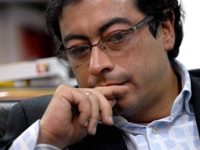 Senador Gustavo Petro denuncia irregularidades en Justicia Penal Militar