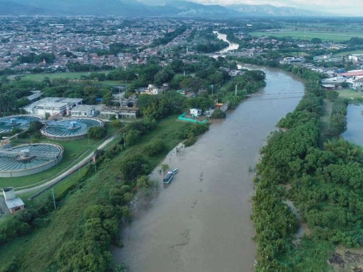 Alto nivel del río Cauca tiene en ‘alerta naranja’ a la ciudad de Cali