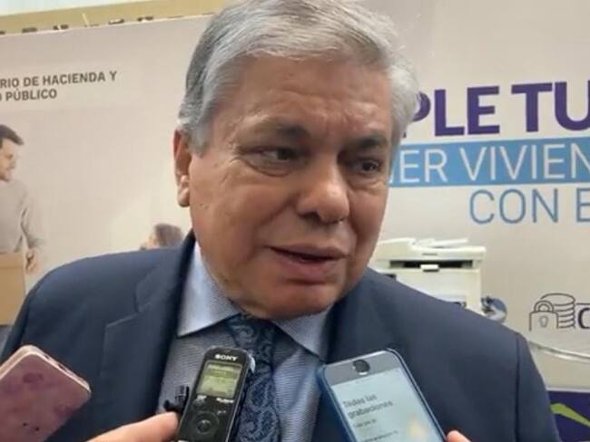 Presidente del Fondo Nacional del Ahorro (FNA), Gilberto Rondón González / Caracol Radio