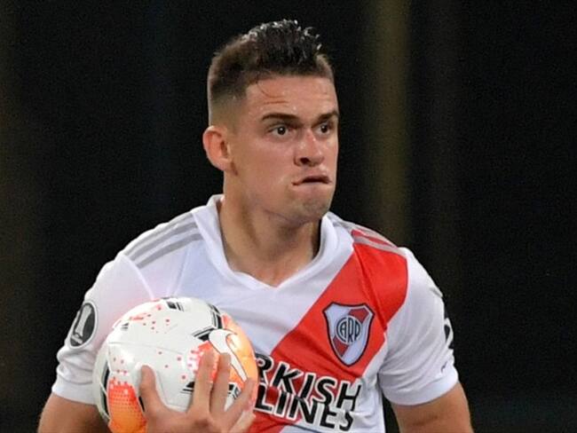 Crece el número de equipos que quieren a Rafael Santos Borré. Foto: Nelson Almeida – Pool/Getty Images