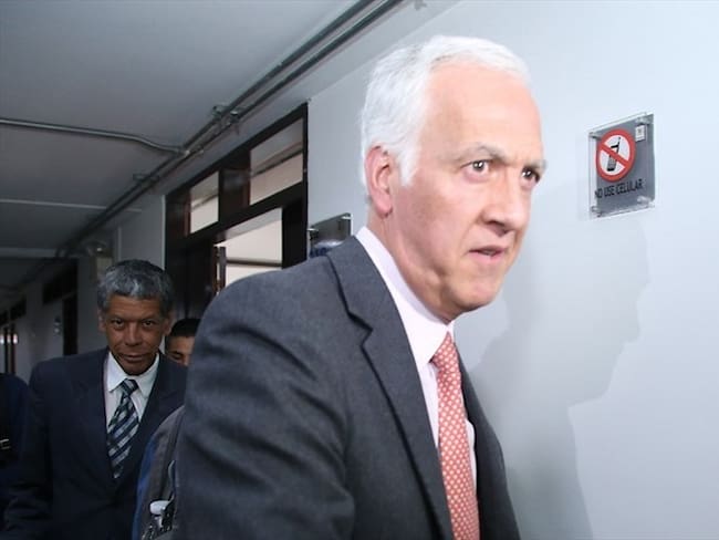 Según el representante de la Secretaria a la fecha solamente se han recuperado siete mil millones de pesos para cubrir el detrimento que se presentó tras el escándalo. Foto: Colprensa