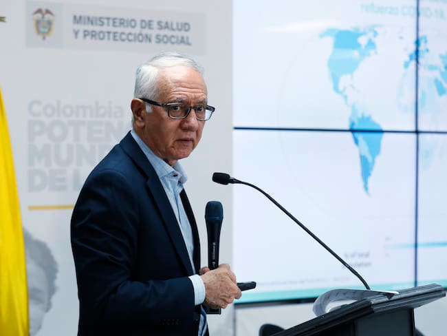 Ministro de Salud de Colombia, Guillermo Alfonso Jaramillo. Foto: EFE.
