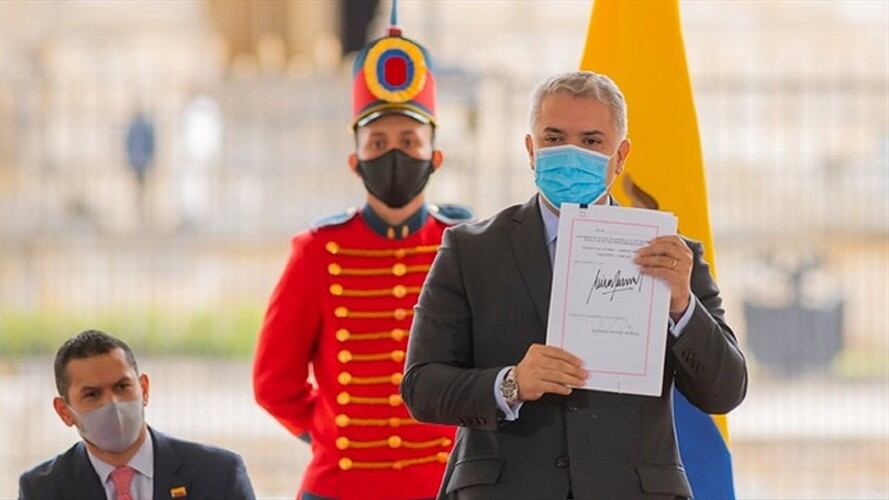 Presidente Iván Duque sancionó Ley de Inversión Social. Foto: Colprensa - Cortesía Presidencia de la República