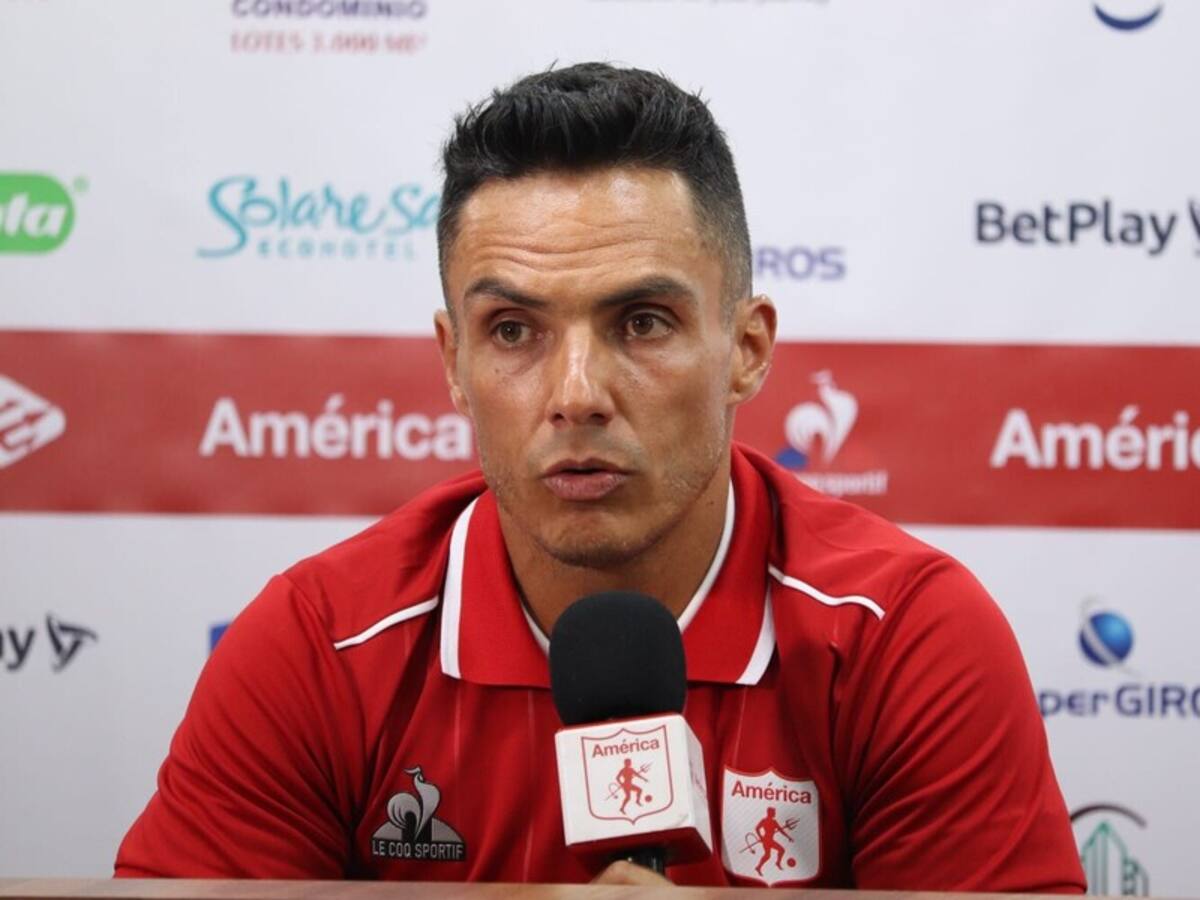 Lucas González dejará de ser el director técnico del América de Cali