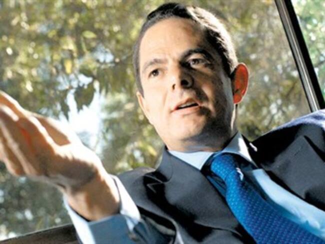 “La identidad de los desaparecidos es prioridad del Estado”: Ministro Germán Vargas Lleras