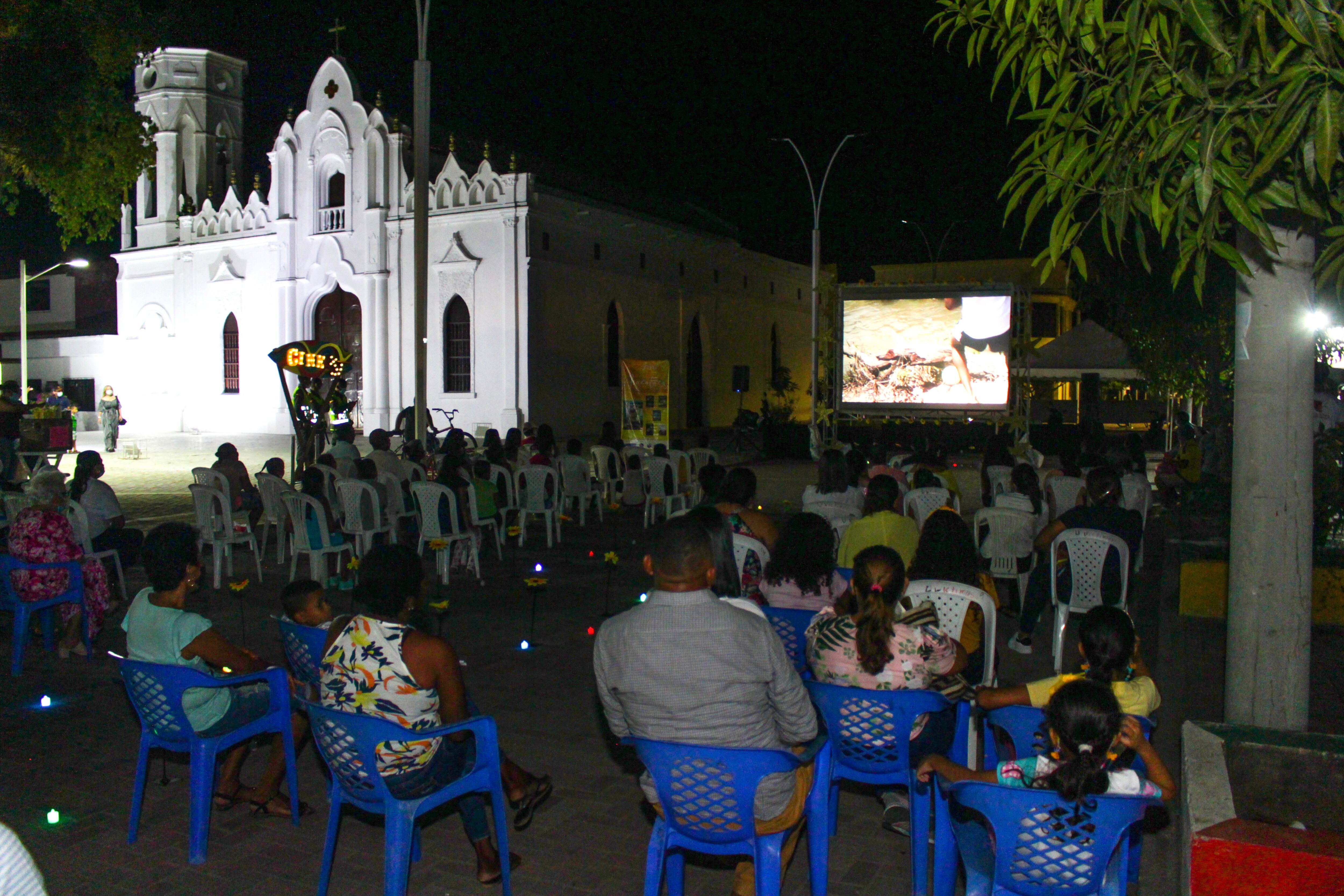 Cine en Aracataca. Foto: Universidad del Magdalena