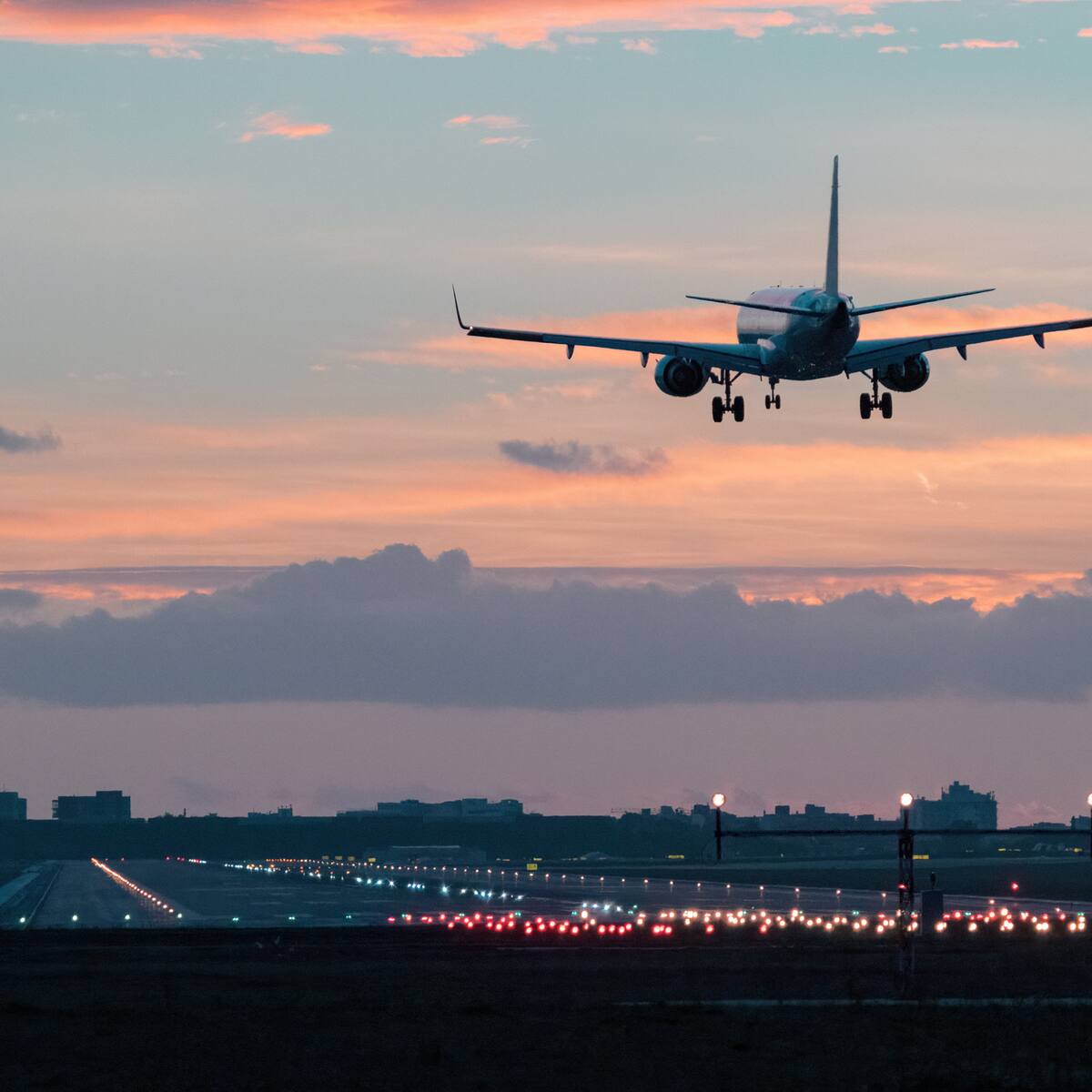 Informaron a las aerolíneas de una menor entrega de combustible en aeropuertos: IATA