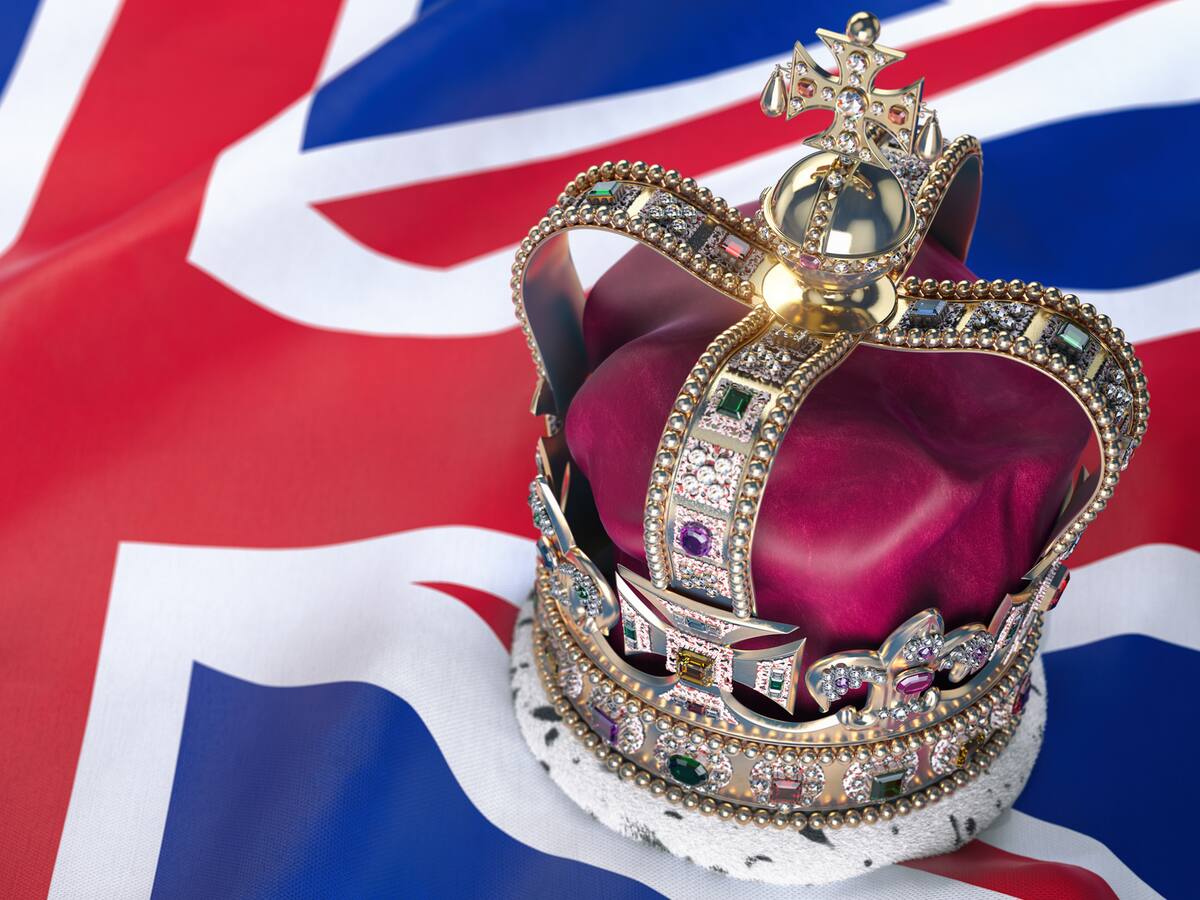Rey Carlos III: ¿cuándo se usa la corona de San Eduardo y de qué está hecha?