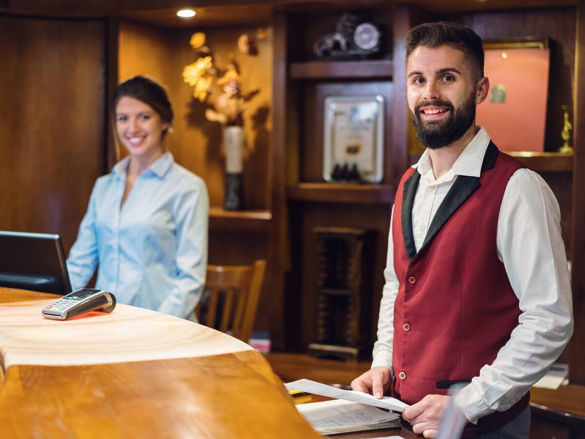 Cuántos años dura la carrera de hotelería y turismo: 5 universidades en Colombia donde la ofrecen