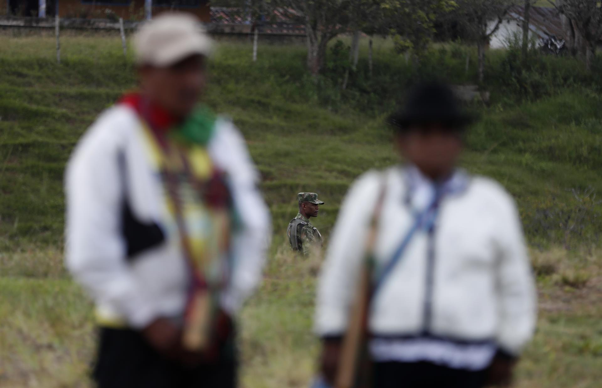 El Gobierno instaló el primer Puesto de Mando Unificado por la vida (PMU) en el municipio de Caldono. Foto: Ernesto Guzmán / EFE