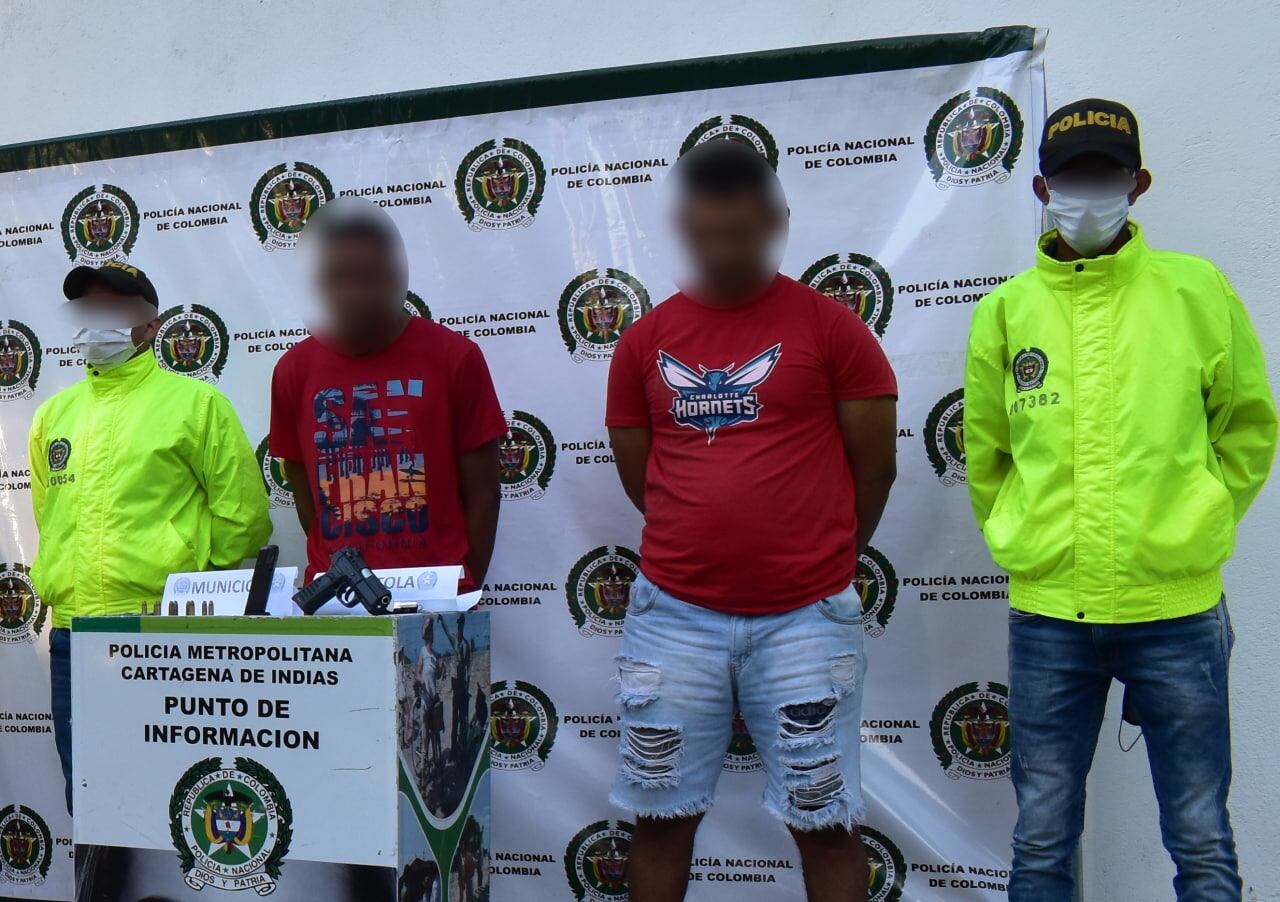 Capturan a dos presuntos integrantes del Clan del Golfo en Cartagena. Foto: Cortesía Policía Metropolitana de Cartagena.