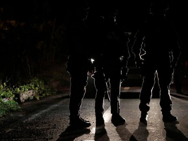 De acuerdo con el gobierno, hay un &quot;plan pistola&quot; para atentar contra los miembros de la fuerza pública en el departamento de Arauca. Foto: Getty Images