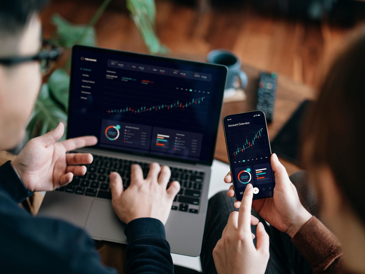 ¿Cómo la IA puede ayudar a emprendedores en el desarrollo de su E-commerce?