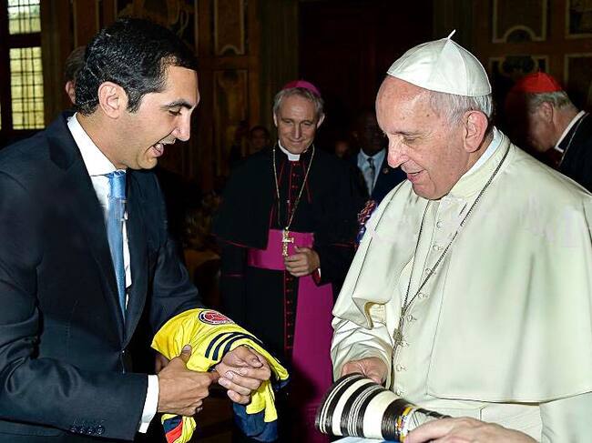 David Barguil presumió que ya se ha reunido dos veces con el papa Francisco. Foto: David Barguil