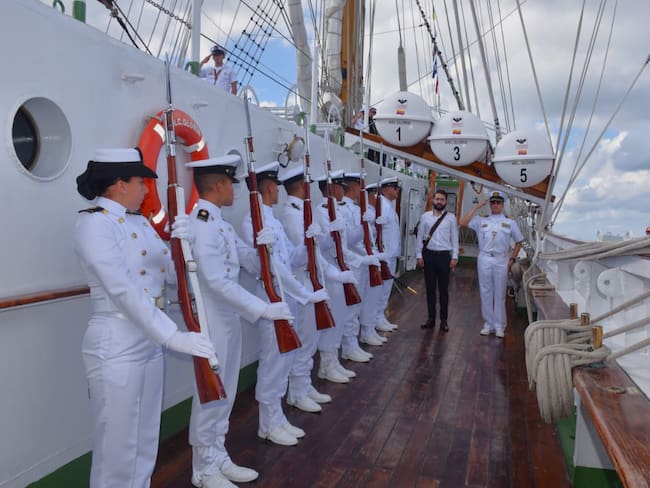 Buque Gloria llegó a Quintana Roo, en México. Foto: cortesía Armada Nacional.