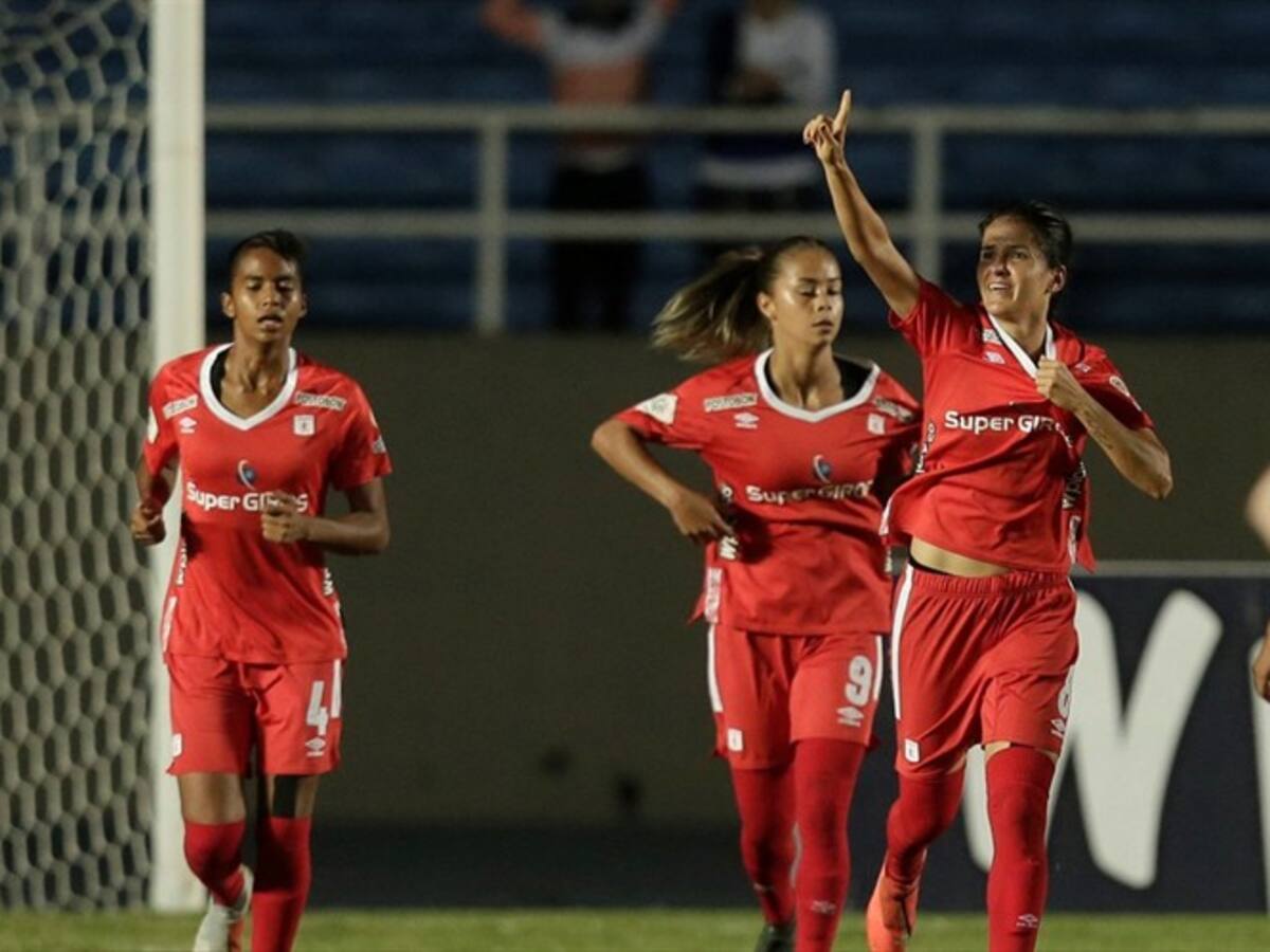 Las escarlatas tomaron la ventaja en la final de la Liga femenina del fútbol colombiano