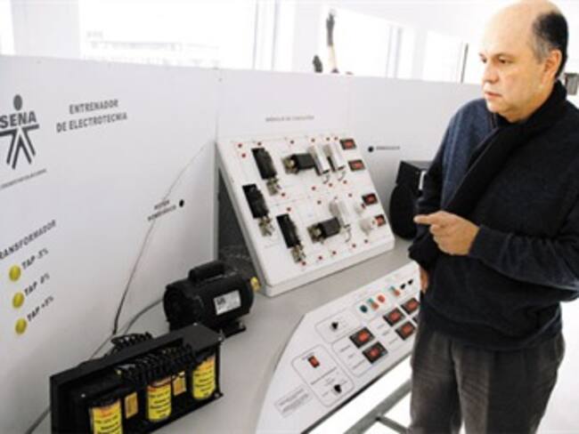 Director del Sena rechaza carta de su hija en la que critica a Juan Manuel Santos