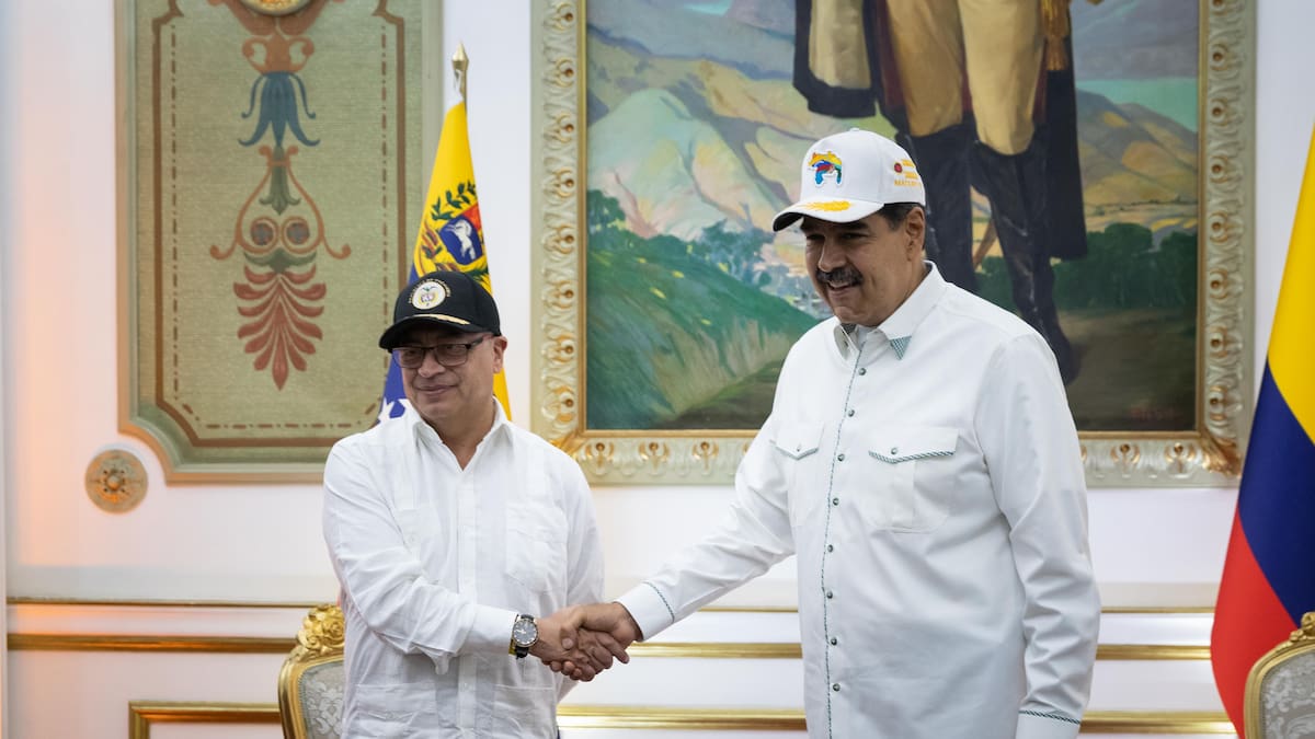 Petro envió carta a Maduro para expresar su oposición a la privatización de Monómeros