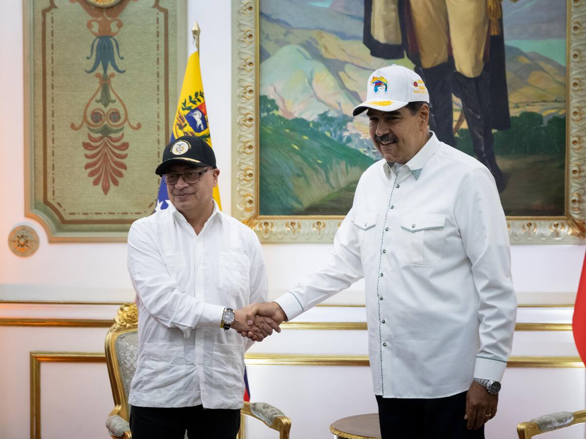 Petro envió carta a Maduro para expresar su oposición a la privatización de Monómeros