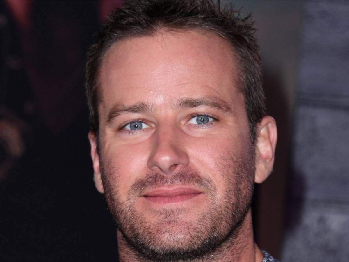 Llaman ‘Hannibal Lecter’ a Armie Hammer por supuestamente confesar ser caníbal