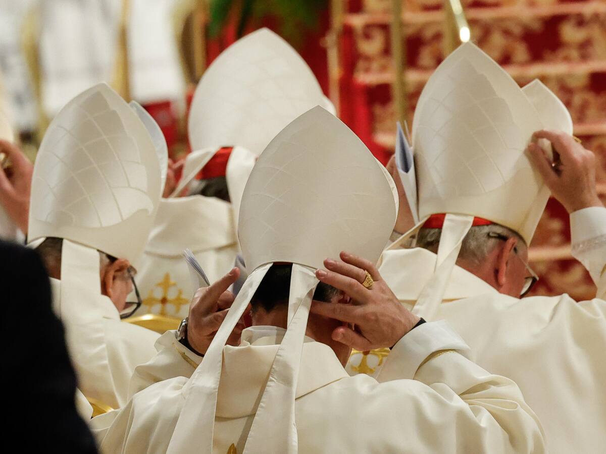 W Radio desde la elección del nuevo papa de la Iglesia Católica