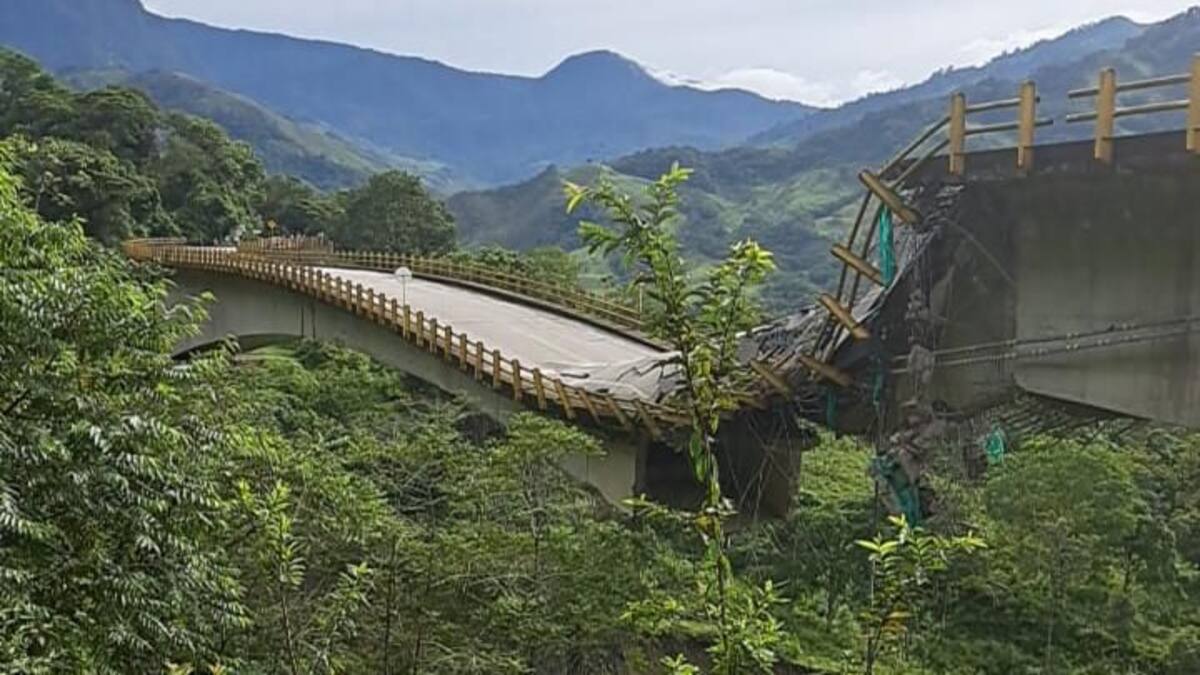 Escasez no tenemos: gerente de Abasto del Llano por colapso de puente Los Grillos