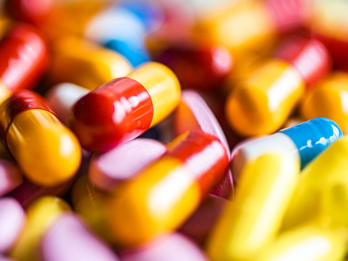 Petro sancionó ley que determina el sector farmacéutico como estratégico para Colombia