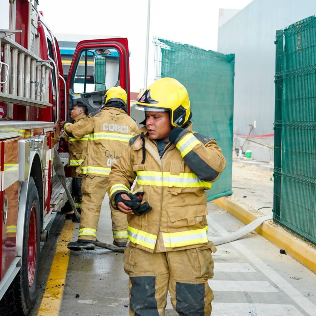 Alcalde de Barranquilla dispuso de bomberos para atender emergencia en Cartagena