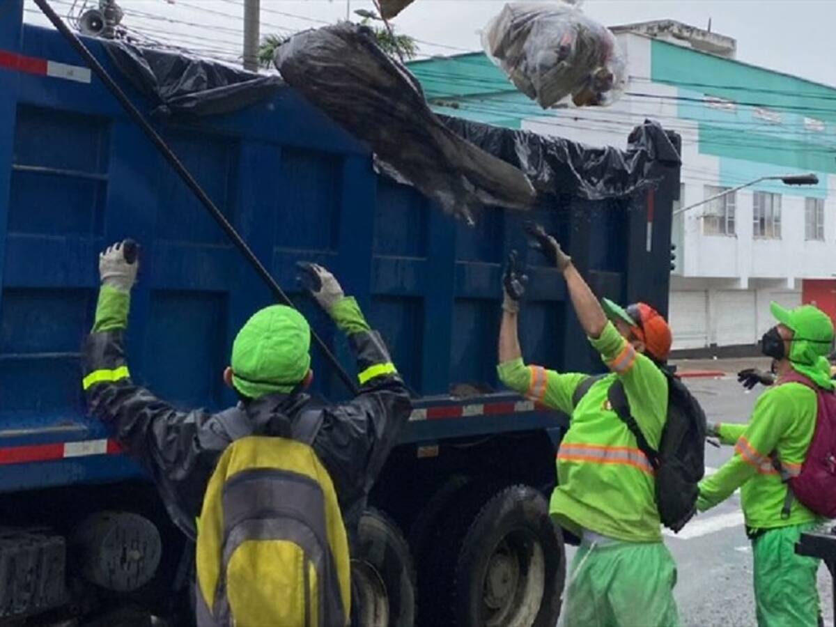 Empresas recolectoras de basuras restablecerán el servicio en Girón