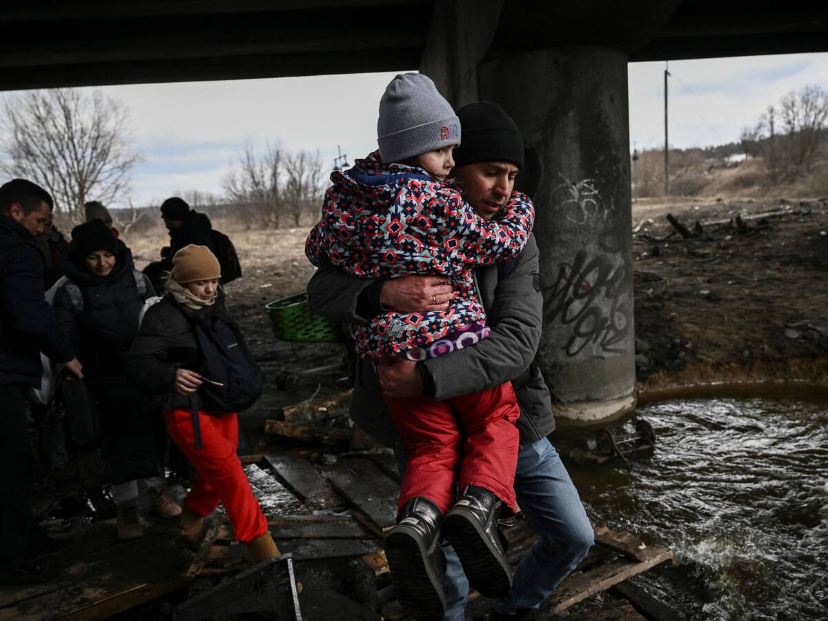 El corredor humanitario de Mariúpol totalmente bloqueado mientras se avanza en Kiev