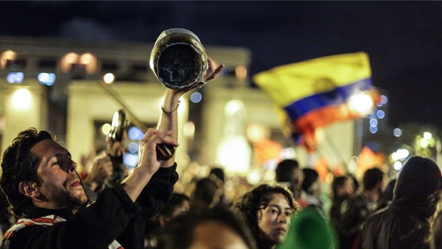 Así suena en Colombia el cacerolazo convocado por manifestantes del paro nacional. Foto: Colprensa