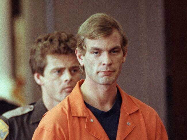 Autor de ‘Inside the Mind of Jeffrey Dahmer’ habla en W Fin De Semana