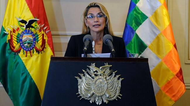 Jeanine Áñez, senadora opositora a Morales, se proclamó presidenta interina del país suramericano. Foto: Getty Images